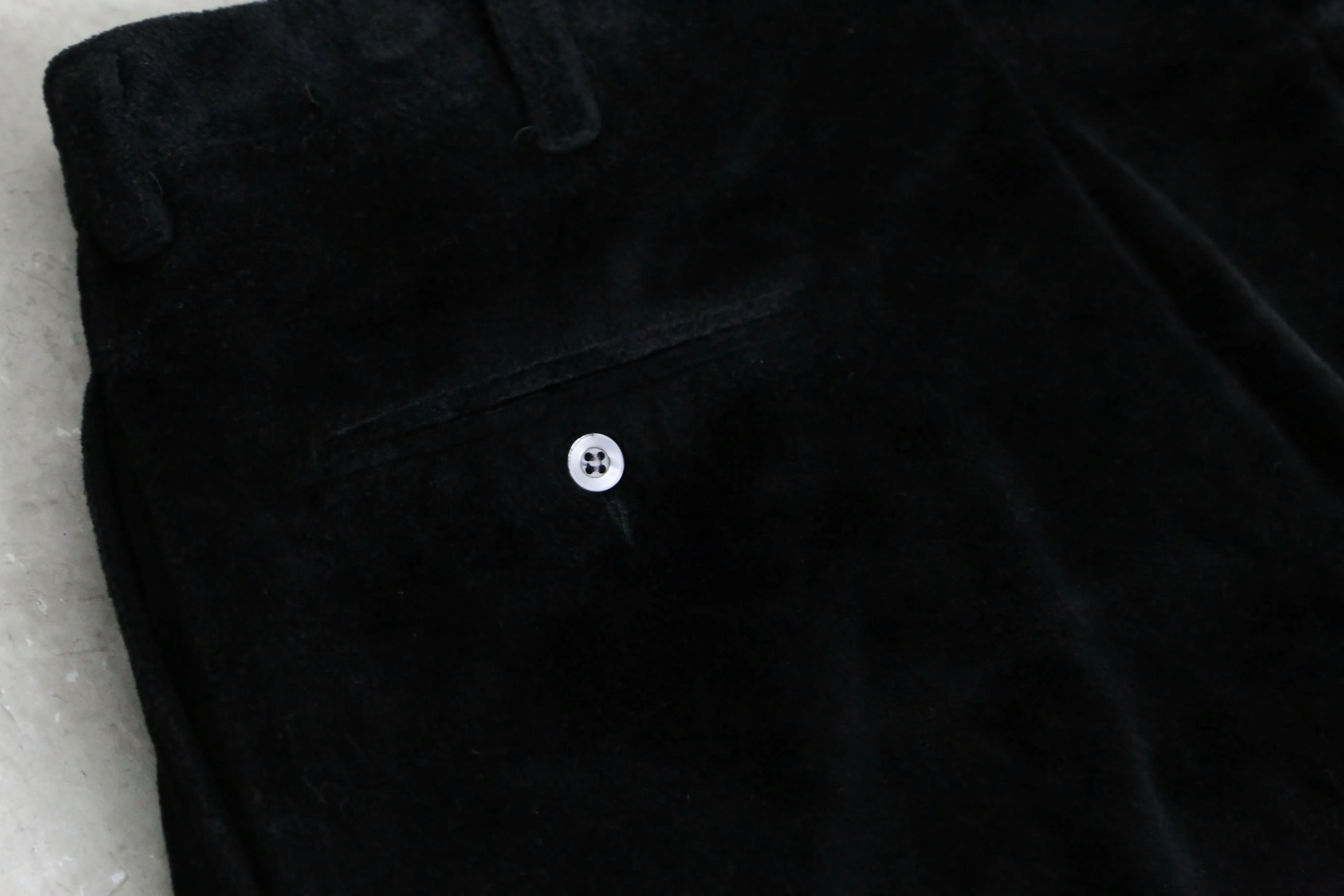 wide straight box tuck velour slacks
