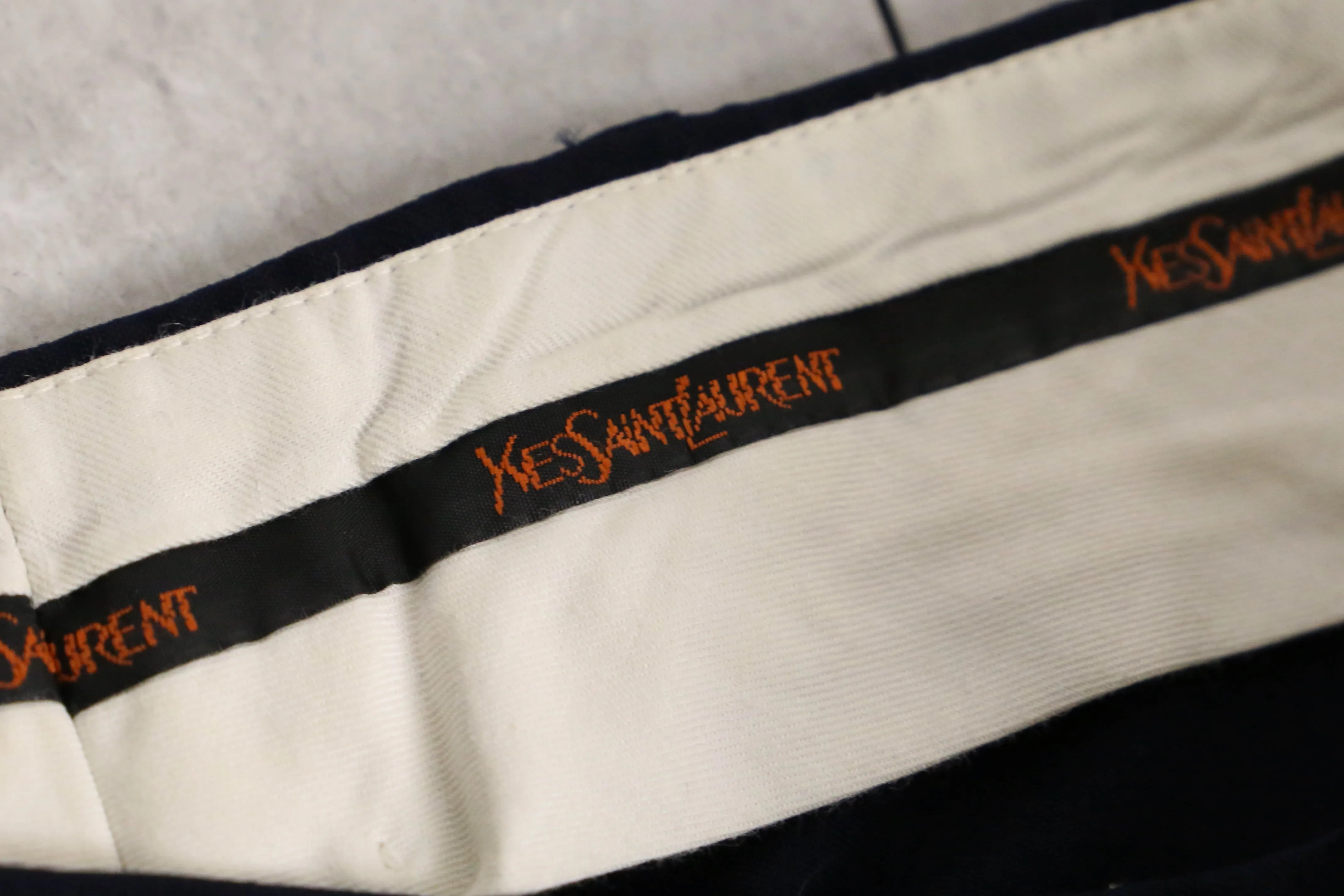 “Yves Saint Laurent” navy straight slacks